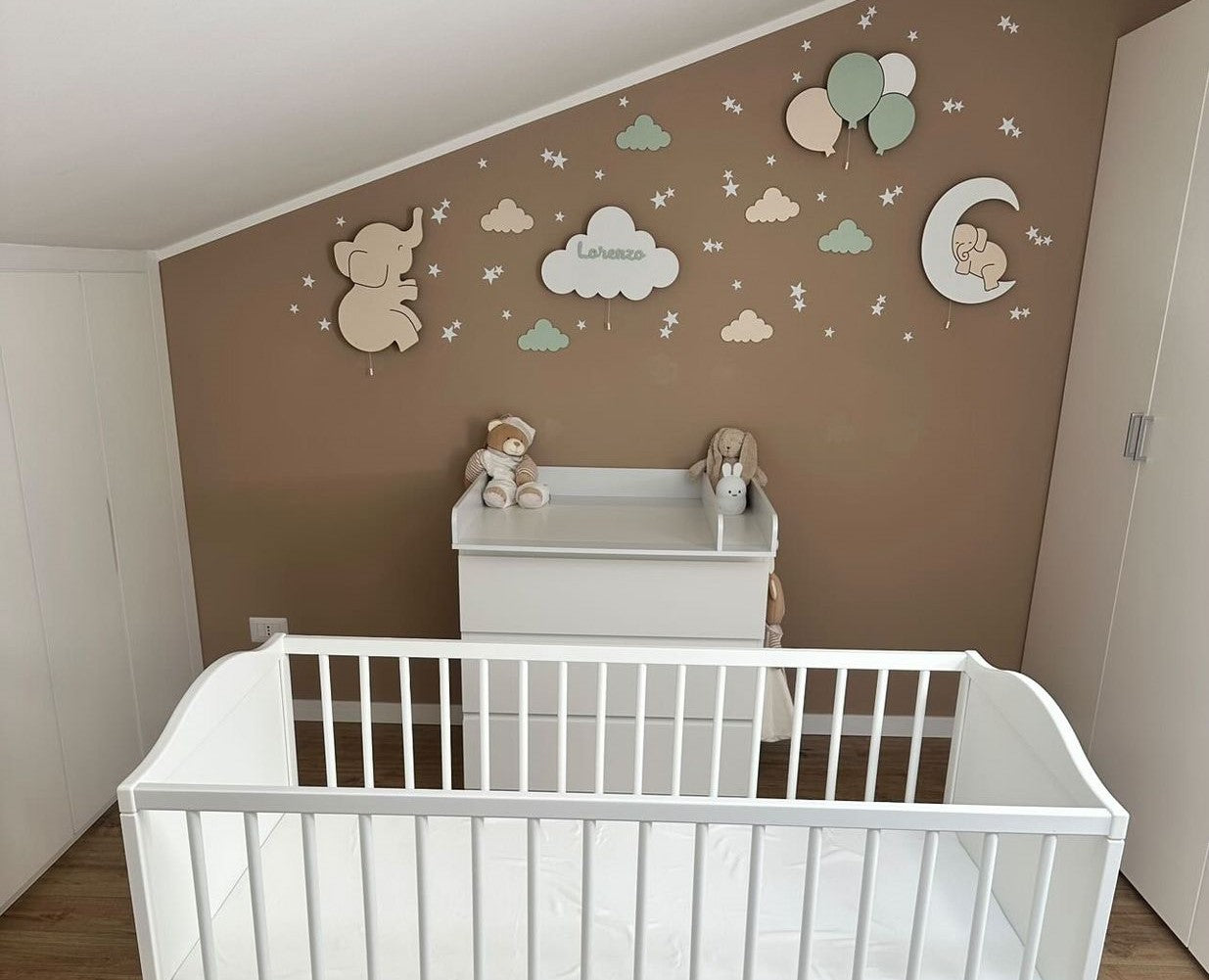 Quand la lumière rassure trop : prévenir la dépendance à la veilleuse chez l’enfant