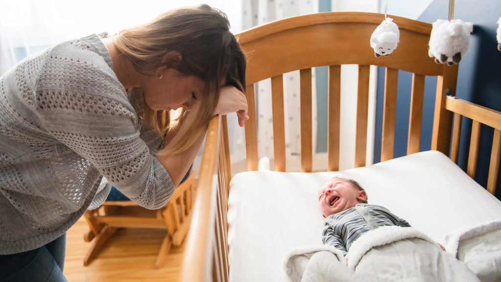 Os melhores métodos para acalmar um bebê que chora: dicas comprovadas para os pais