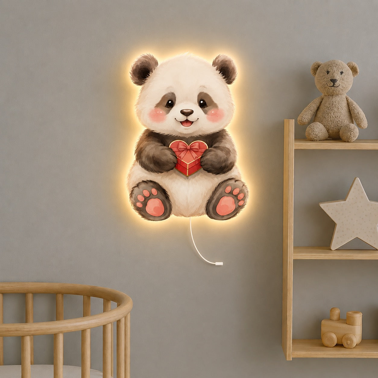 Lampe murale Veilleuse Panda avec cadeau cœur allumée dans une chambre d'enfant