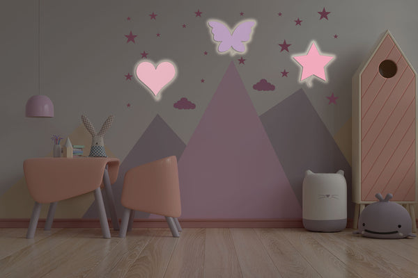 Babynotte-lenny-et-alba-luminaire-murale-pour-chambre-bébé-papillon violet nuit